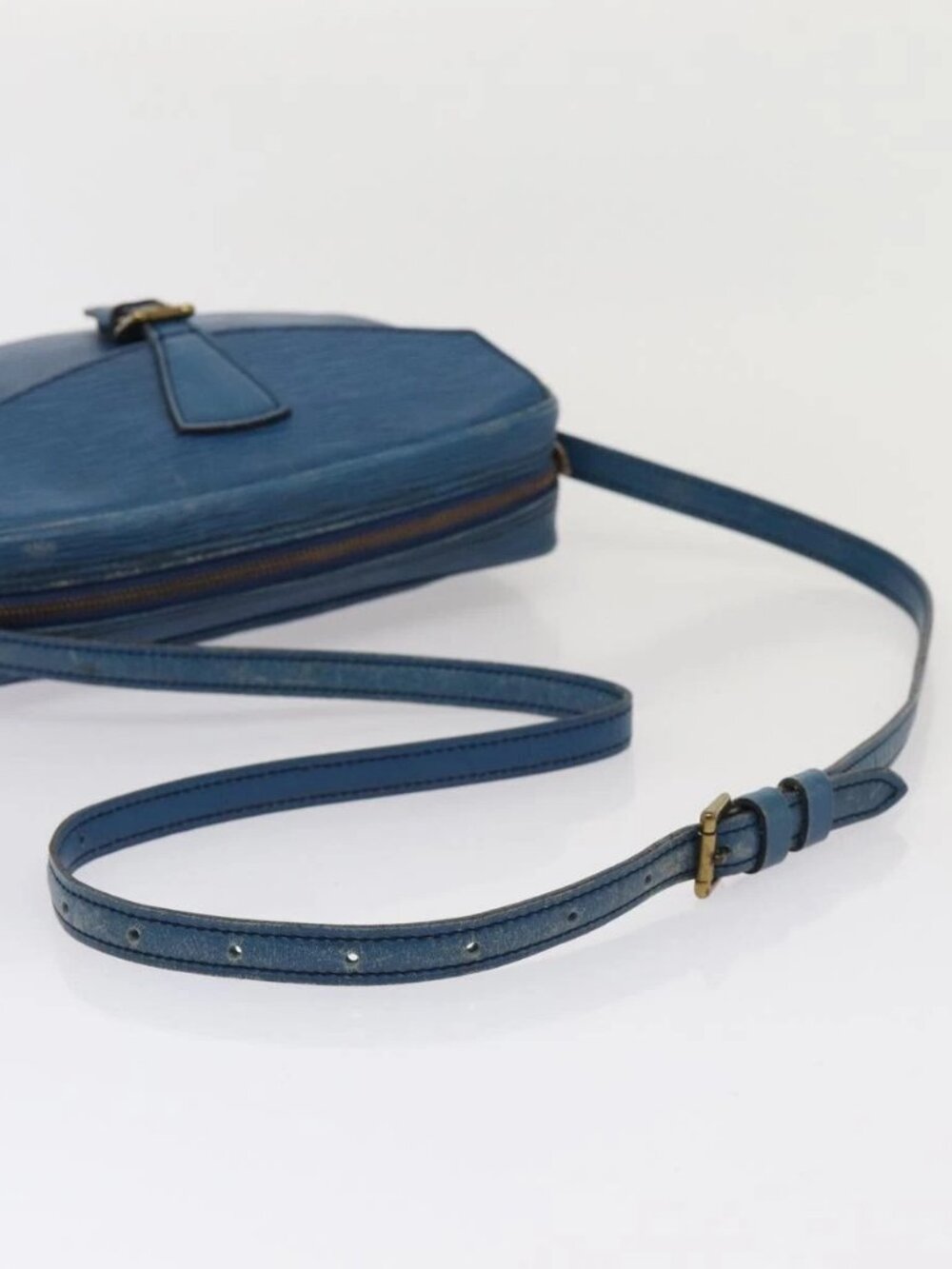 LOUIS VUITTON Epi June Feuille MM Shoulder Bag Blue M52155 LV Auth 82031 - Picture 8 of 16